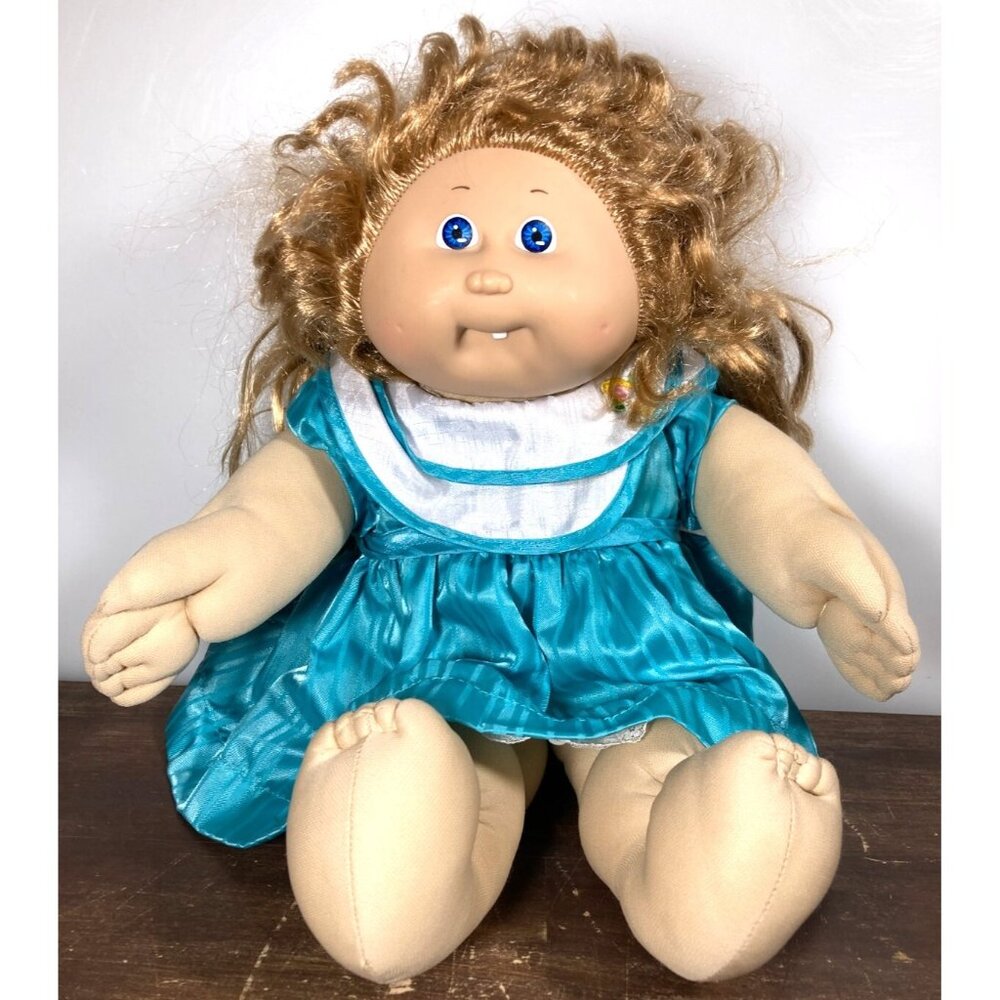 Vintage Cabbage Patch Kids Doll 1986 Cornsilk Hair One Tooth Dress Blue Eyes